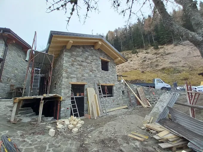 Cantiere C.E.M. in costruzione - lavori in corso